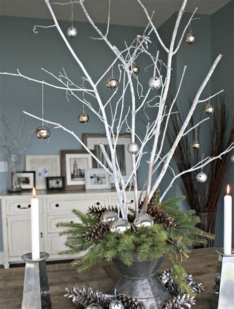 20+ Painted Twigs For Christmas – The Urban Decor