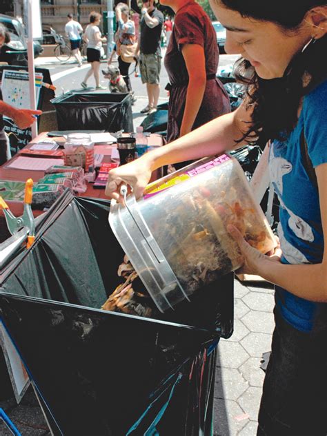 Greenmarkets Facilitate Food Scraps Diversion In Nyc Biocycle