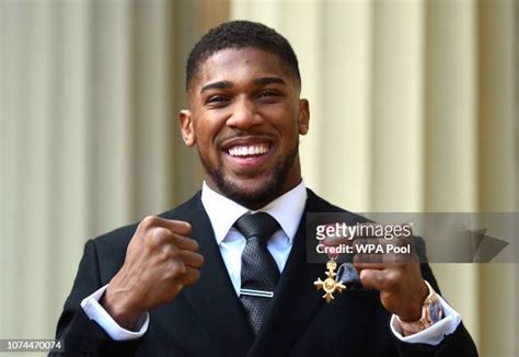 67 Anthony Joshua Mbe Photos And High Res Pictures Getty Images