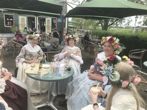 Pinksterblom Historisch ZaandamHistorisch Zaandam