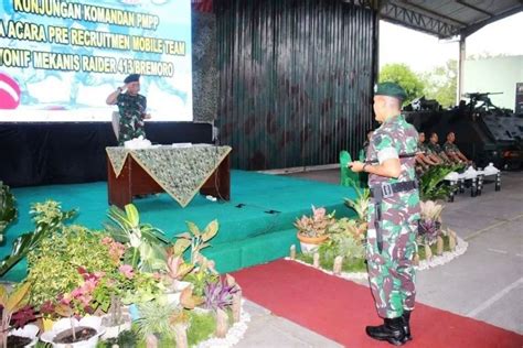 Yonif Mekanis Raider Kostrad Terima Kunjungan Kerja Komandan Pmpp