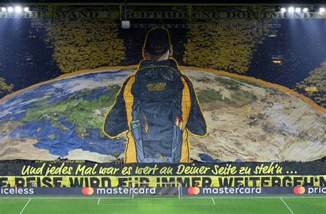 Relevo On Twitter El Tifo En El Signal Iduna Park Y Cada Vez