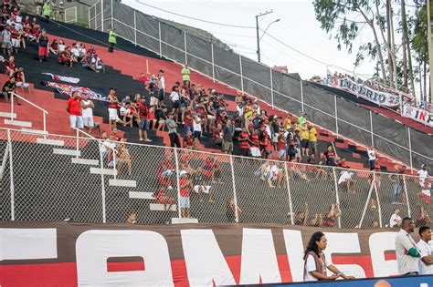 Vitória inicia vendas de ingressos para jogo contra Doce Mel BAHIA NO AR