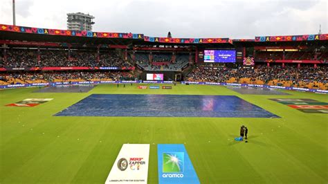 M Chinnaswamy Stadium Bengaluru Pitch Report Weather Forecast For