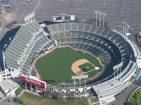 File:Oakland coliseum oakland california.jpg - Philippines