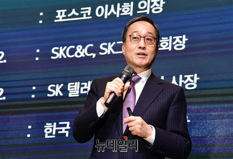 포토 한진그룹 정상화 위한 주주간담회 발언하는 김신배 Save Internet 뉴데일리