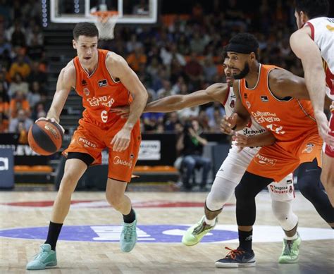 Valencia Basket Recibe A Casademont Zaragoza En Una Noche Marcada Por