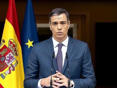 Pedro Sánchez justificó el retiro de la embajadora de España