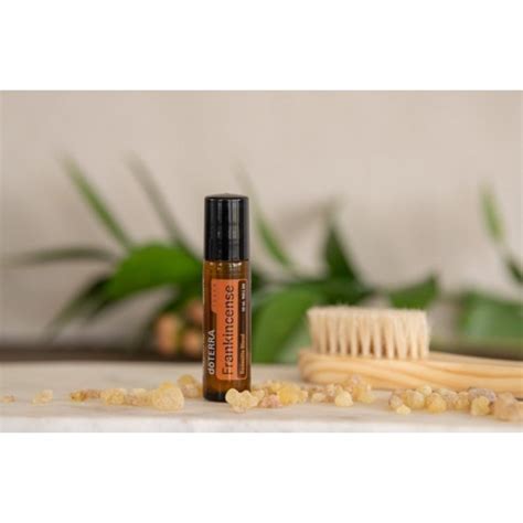 Смесь эфирных масел Dōterra Frankincense Touch Ладан в роллере 10 Ml