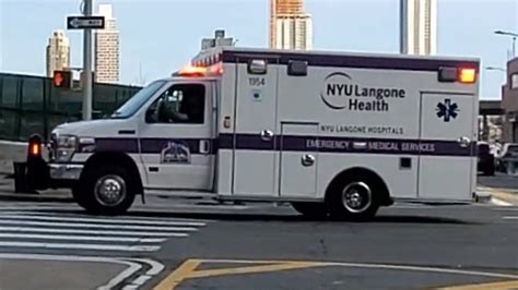 Nyu Langone Health Ems Responding On First Ave In Murry Hill Manhattan