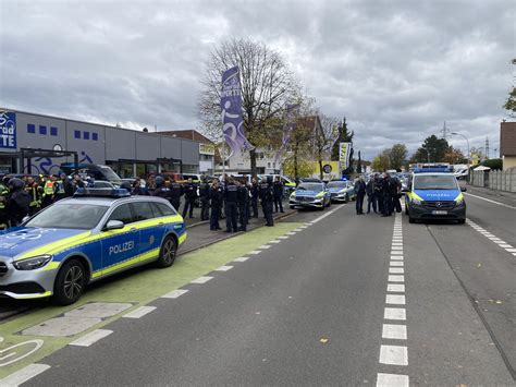 Notfall im Schulzentrum Nordwest Schüler mit Schusswaffe verletzt