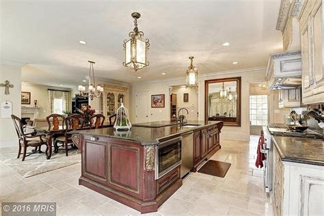 Robert Griffin III Selling Virginia Home For $2.75 Million | Celebrity ...