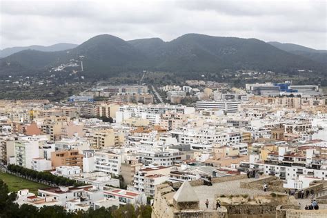 La Compraventa De Viviendas Se Dispara Casi Un En Baleares