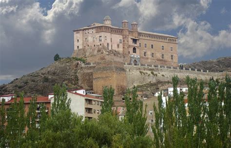 Illueca Zaragoza Castillo Del Papa Luna Benedicto XIII Julio