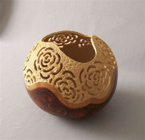 Florets Gourd Art Enthusiasts Gourd Art Gorgeous Gourds Carved Gourds