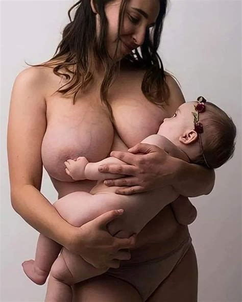 世界の母乳から 4 さらされた聖母達の授乳写真 傑作選 ヒロインの裸