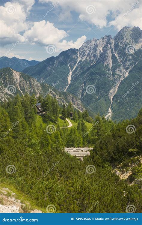 Passo Di Montagna Vrsic Slovenia Fotografia Stock Immagine Di