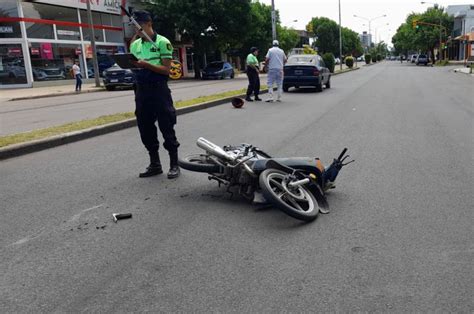 Una Motociclista Embarazada Qued En Observaci N Tras Un Choque En La