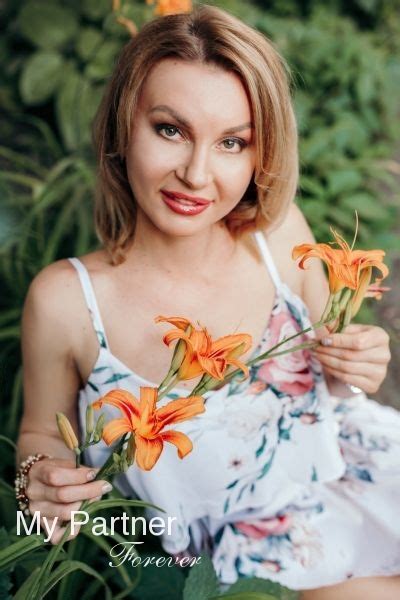 Gorgeous Ukrainian Brides Yuliya From Zaporozhye Ukraine