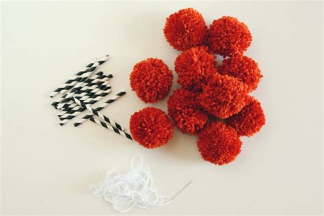 Halloween Pom Pom Garland Eighteen25