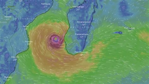 Saison Cyclonique La Forte Temp Te Tropicale Freddy Sest Intensifi E