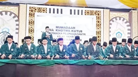 Pengasuh Pesantren Futuhiyyah Mranggen Demak Sebut Ridha Orang Tua