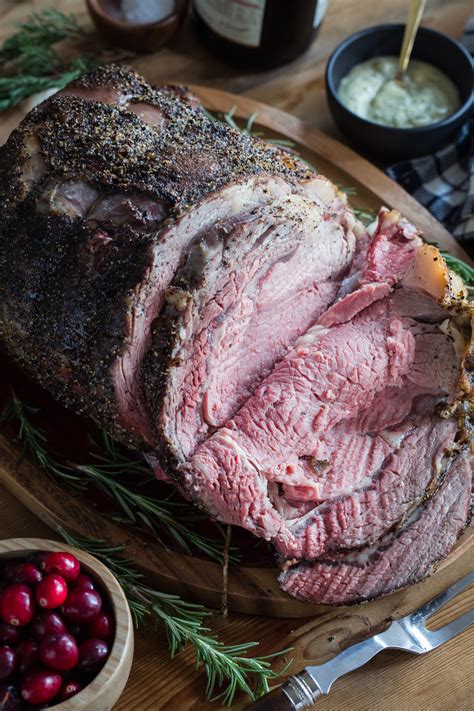 Pepper Crusted Prime Rib Roast Jelly Toast