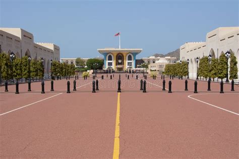 Al Alam palace in Oman stock image. Image of front, colorful - 250487557