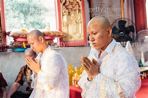 Ordination Ceremony In Buddhist Change Man To Monk