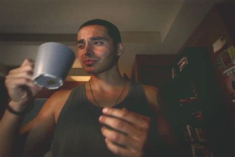 Manny Montana As Johnny Tuturro The Graceland Webisodes Are Pretty Hilarious } Graceland