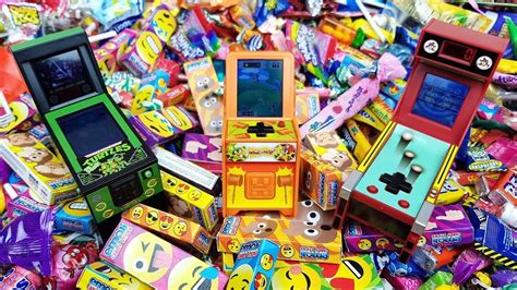 New Mini Arcades And A Lot Of Candy Youtube