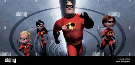 THE INCREDIBLES (2004) ANIMATION DASH (CHARACTER), VIOLET (CHARACTER), MR INCREDIBLE (CHARACTER ...