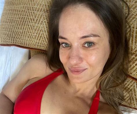 Sexy Karolina Kowalkiewicz Bikini Pics