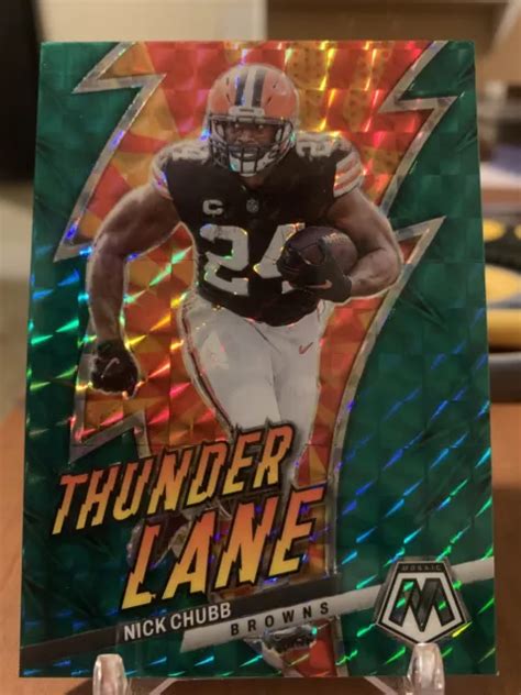 MOSAÏQUE PANINI 2023 Nick Chubb Thunder Lane Prizm vert TL NC marron