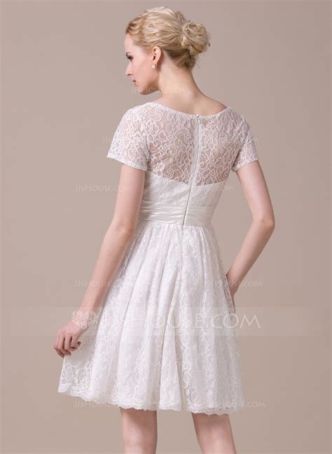 A Line Princess Scoop Neck Knee Length Lace Wedding Dress With Ruffle