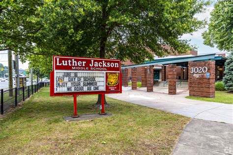 Jackson Middle School Postpones Dance Due To Shooting Threat