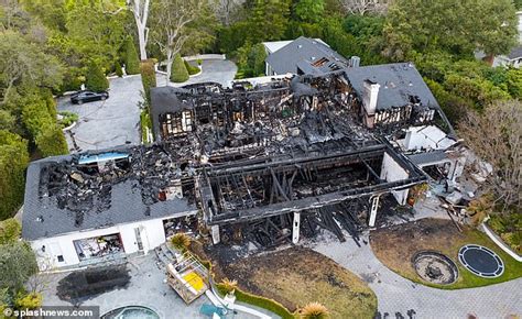 Cara Delevingne S Destroyed LA Home Is Shown In Shocking New Aerial