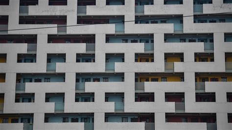 Get Lost In The ‘8d Maze Building In Sw Chinas Chongqing Cgtn