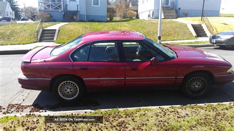 1993 Pontiac Bonneville Se Sedan 4 Door 3 8l