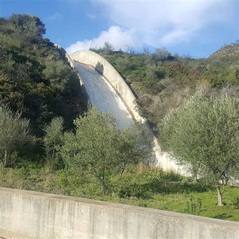 Revisões para Barragem De Beliche em Azinhal Faro