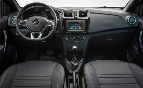 Test Drive Renault Logan Intens Cvt