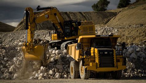 Caterpillar Ejemplifica En Su Nueva Generación De Excavadoras Grandes