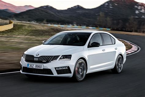 Skoda Octavia RS 2018-2019 - фото, цена, характеристики новой Шкода ...