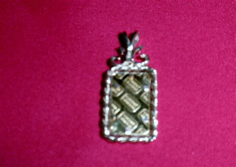 24K Gold Bar Pendant | EBTH