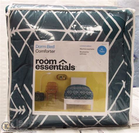 Room Essentials Limited Edition Xl Twin Comforter