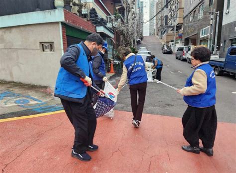 구포2동 바르게살기위원회 2024부산세계탁구선수권대회 대비 환경정비 실시 부산의 대표 정론지 국제신문