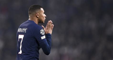 Psg Le Beau Geste De Mbappé Pour Un Crack De La Juventus