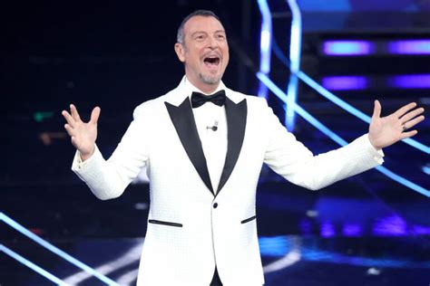 Sanremo Parte Col Botto Amadeus Supera Se Stesso Negli Ascolti