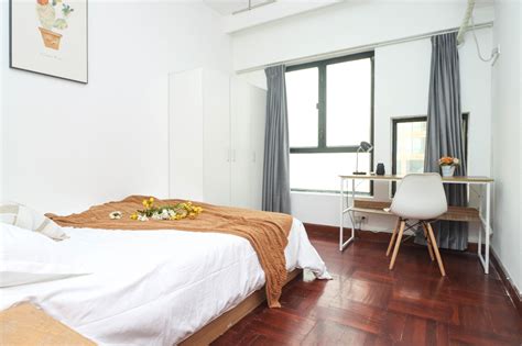 Shanghai JingAn Shared Apartment Seeking Flatmate Long Term Short Term