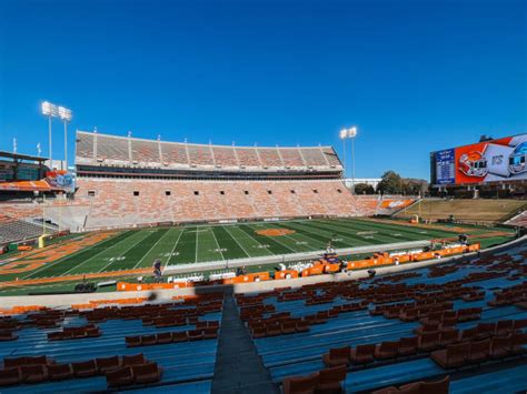 Live Updates: No. 20 North Carolina at Clemson - Sports Illustrated ...